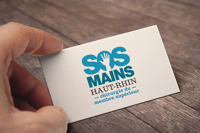 Logotype SOS Mains Haut-Rhin - chirurgie du membre supérieur - carte de visite